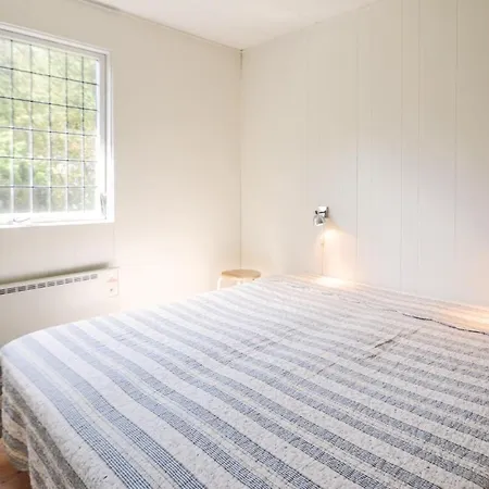 Vakantiehuis Two-bedroom Holiday In Vaggerlose *