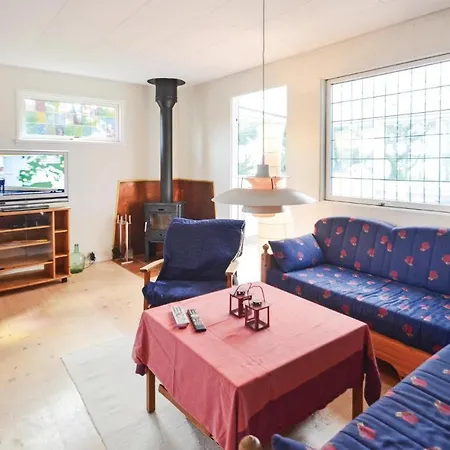 Two-bedroom Holiday In Vaggerlose Vakantiehuis